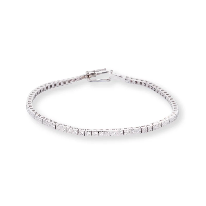 stackable silver bracelet for everyday wear-Platinum Diamond Tennis Bracelet with Box Clasp LBR-8485