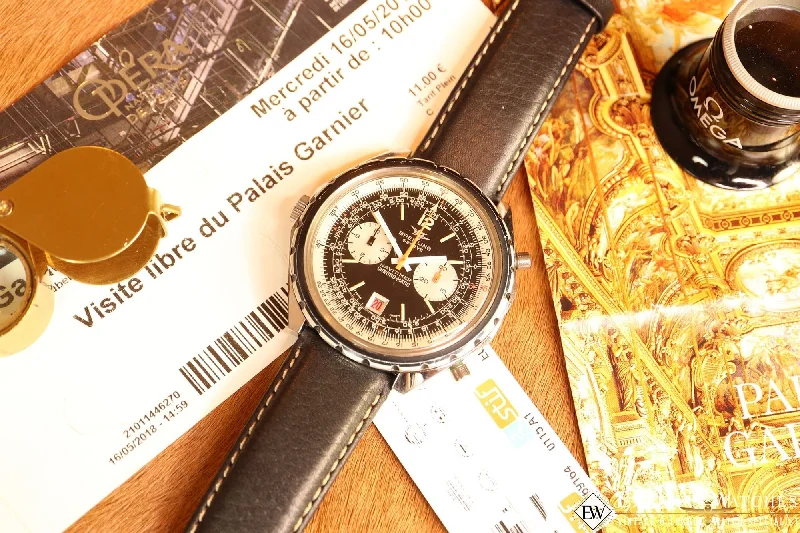 premium men's watches with titanium cases -Vintage Breitling Navitimer Chronomatic 1806 Automatic Chronograph Cal 11 1969